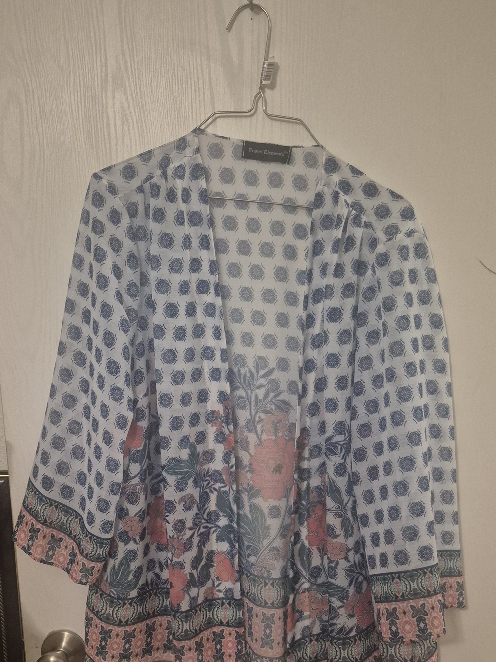 Travel Smith Blue & Coral Floral Kimono Cardigan